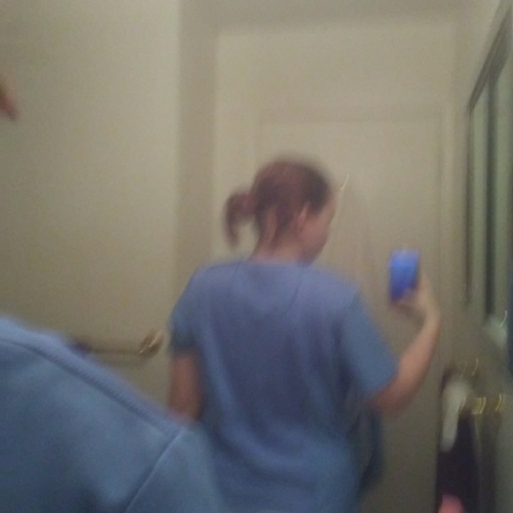 Scrub top(Infinity) - Picture 4 of 4